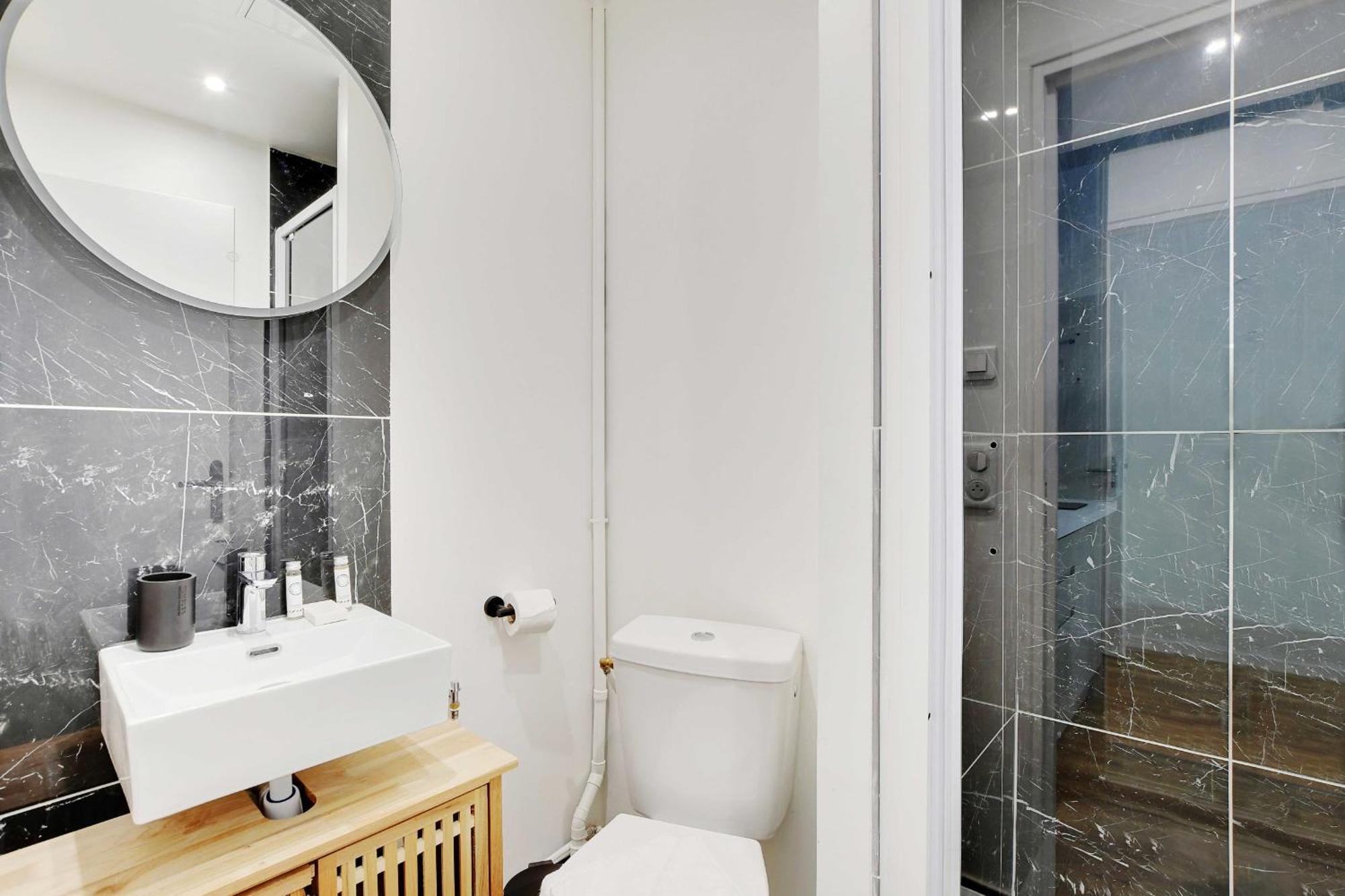 Residence Des Poissonniers Paris Bagian luar foto